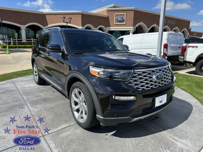 Certified 2020 Ford Explorer Platinum w/ Premium Technology Package