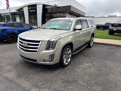 Used 2016 Cadillac Escalade ESV Luxury
