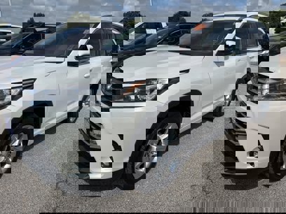 Used 2019 Toyota Highlander FWD V6