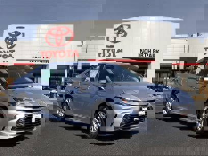 New 2025 Toyota Camry LE