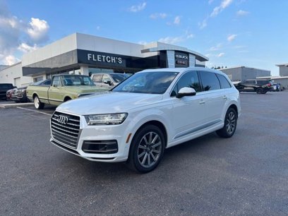 Used 2019 Audi Q7 3.0T Prestige w/ Prestige Package