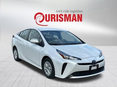 Used 2022 Toyota Prius LE