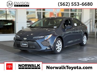 New 2025 Toyota Corolla LE