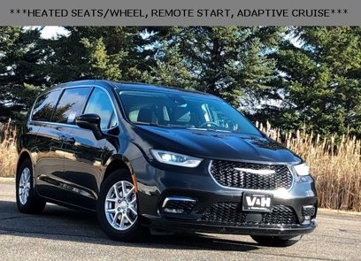 Used 2023 Chrysler Pacifica Touring-L