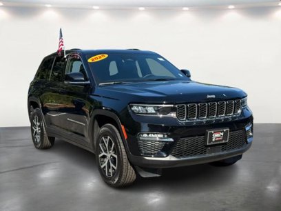 Used 2025 Jeep Grand Cherokee Limited