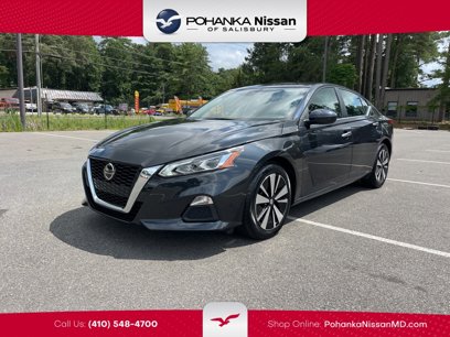 Used 2022 Nissan Altima 2.5 SV