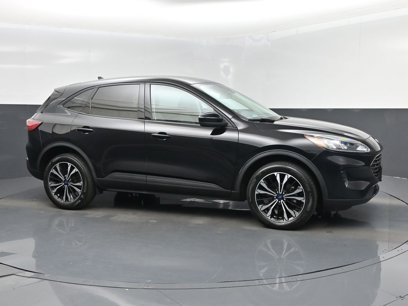 Used 2022 Ford Escape SE w/ SE Sport Appearance Package