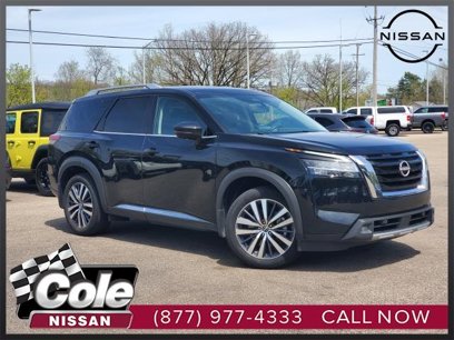 Used 2022 Nissan Pathfinder Platinum w/ Cargo Package