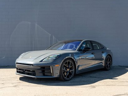 New 2025 Porsche Panamera 4
