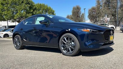 New 2025 MAZDA MAZDA3 s