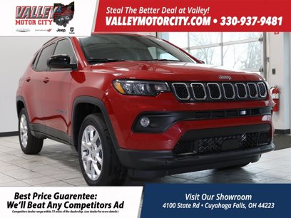New 2023 Jeep Compass Latitude w/ Sun and Sound Group