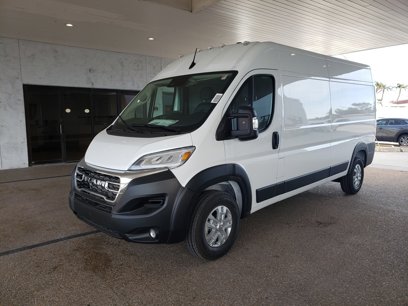 New 2025 RAM ProMaster 2500 w/ Quick Order Package 22G SLT