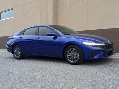 New 2024 Hyundai Elantra SEL
