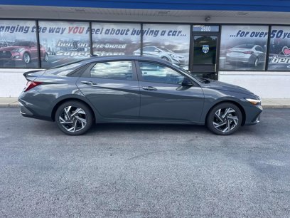 New 2025 Hyundai Elantra Sport