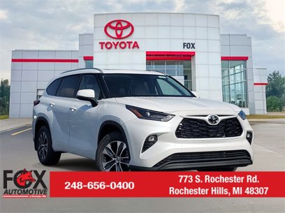 New 2025 Toyota Highlander XLE