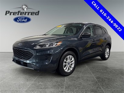 Used 2022 Ford Escape SE w/ Cold Weather Package