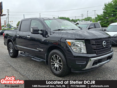 Used 2021 Nissan Titan SV w/ SV Convenience Package