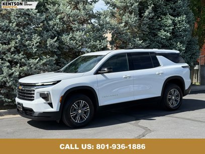 Used 2024 Chevrolet Traverse LT