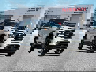 New 2025 Nissan Rogue S