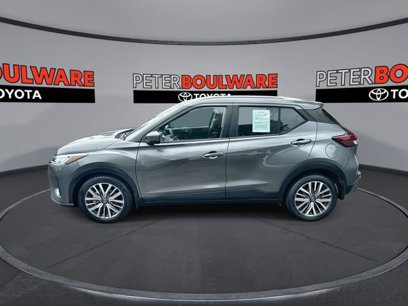 Used 2021 Nissan Kicks SV