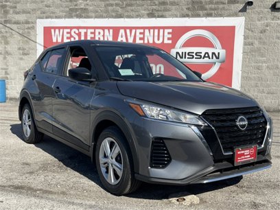 New 2025 Nissan Kicks Play S