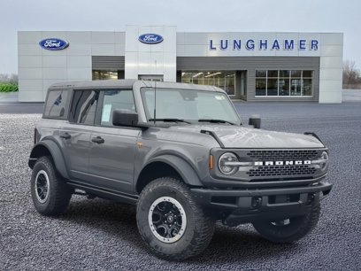 New 2023 Ford Bronco Badlands w/ Sasquatch Package