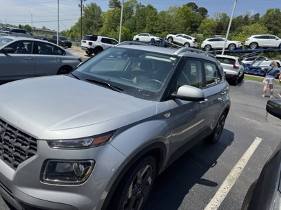 Used 2022 Hyundai Venue SEL
