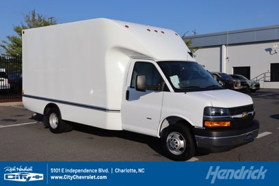 Used 2025 Chevrolet Express 3500 w/ Power Convenience Package