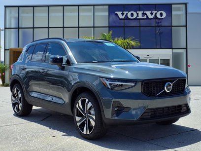 New 2026 Volvo XC40 B4 Plus