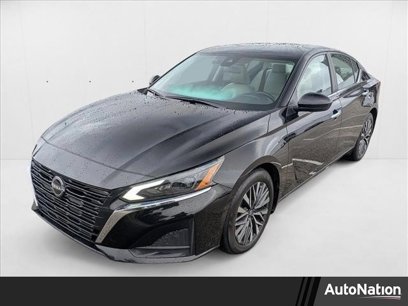 Used 2023 Nissan Altima 2.5 SV