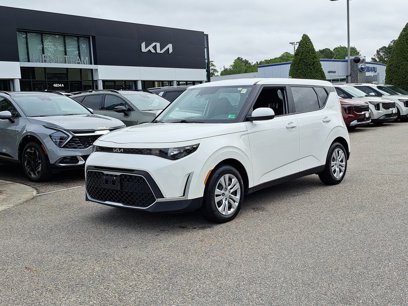 Used 2023 Kia Soul LX