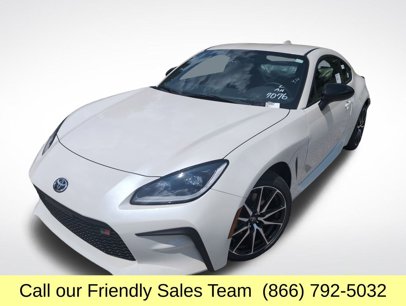 New 2025 Toyota GR86 w/ ALL Weather Mat Package (TMS)
