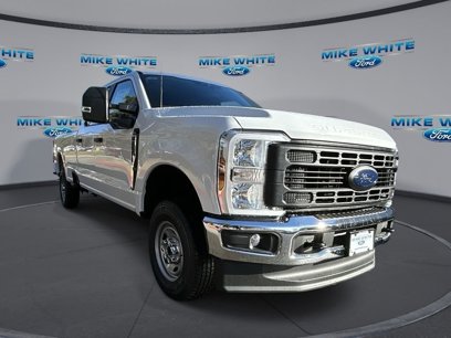 New 2025 Ford F250 Lariat w/ Snow Plow/Camper Package