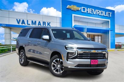 New 2025 Chevrolet Suburban LT w/ Comfort Package