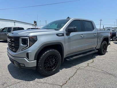 New 2025 GMC Sierra 1500 Elevation w/ LPO, Elevation Black Package