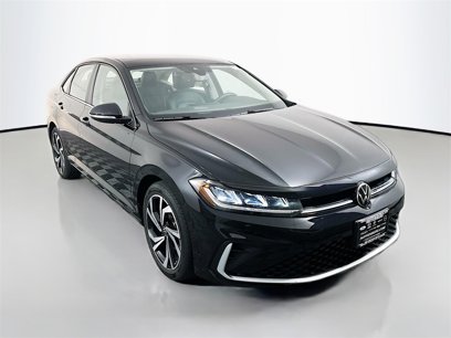 Used 2025 Volkswagen Jetta SEL