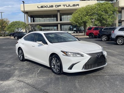 Used 2021 Lexus ES 300h w/ Premium Package