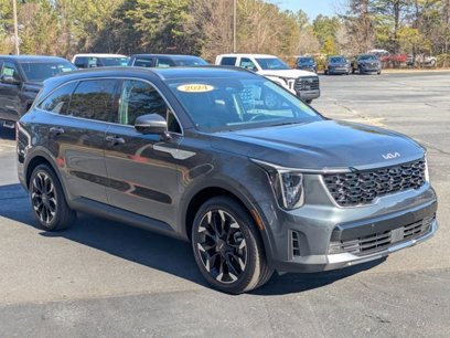 Used 2024 Kia Sorento SX
