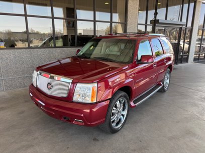 Used 2005 Cadillac Escalade AWD