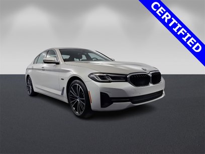 Used 2022 BMW 530e w/ Premium Package