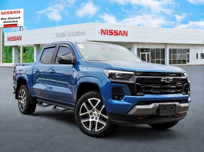 Used 2023 Chevrolet Colorado Z71 w/ Z71 Convenience Package 2