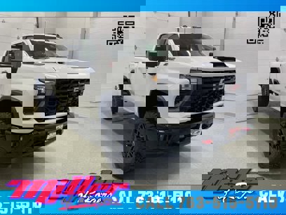 New 2025 Chevrolet Silverado 2500 ZR2 w/ Technology Package