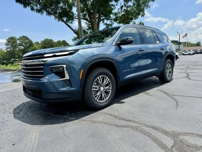 New 2025 Chevrolet Traverse LT