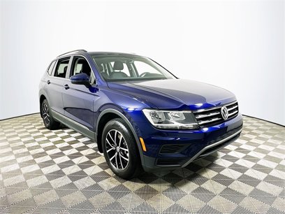 Used 2021 Volkswagen Tiguan SE w/ Panoramic Sunroof Package
