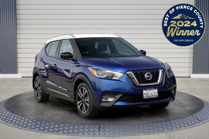 Used 2018 Nissan Kicks SR