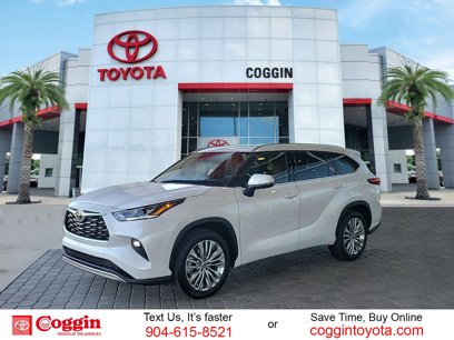 Used 2024 Toyota Highlander Platinum