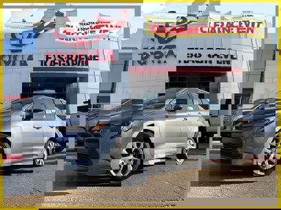 New 2025 Toyota Corolla LE