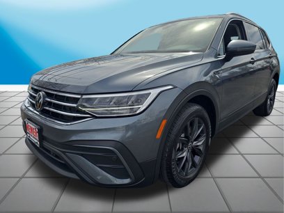 Certified 2022 Volkswagen Tiguan SE w/ Panoramic Sunroof Package