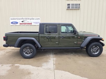 Used 2024 Jeep Gladiator Mojave w/ Technology Group