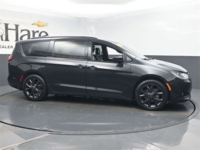 Used 2019 Chrysler Pacifica Touring-L Plus w/ Advanced Safetytec Group